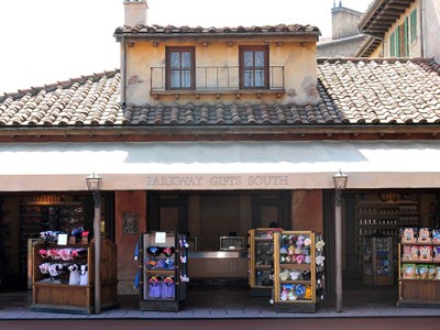 Tokyo Disney to Reopen Gift Shop After 5&nbsp;Years